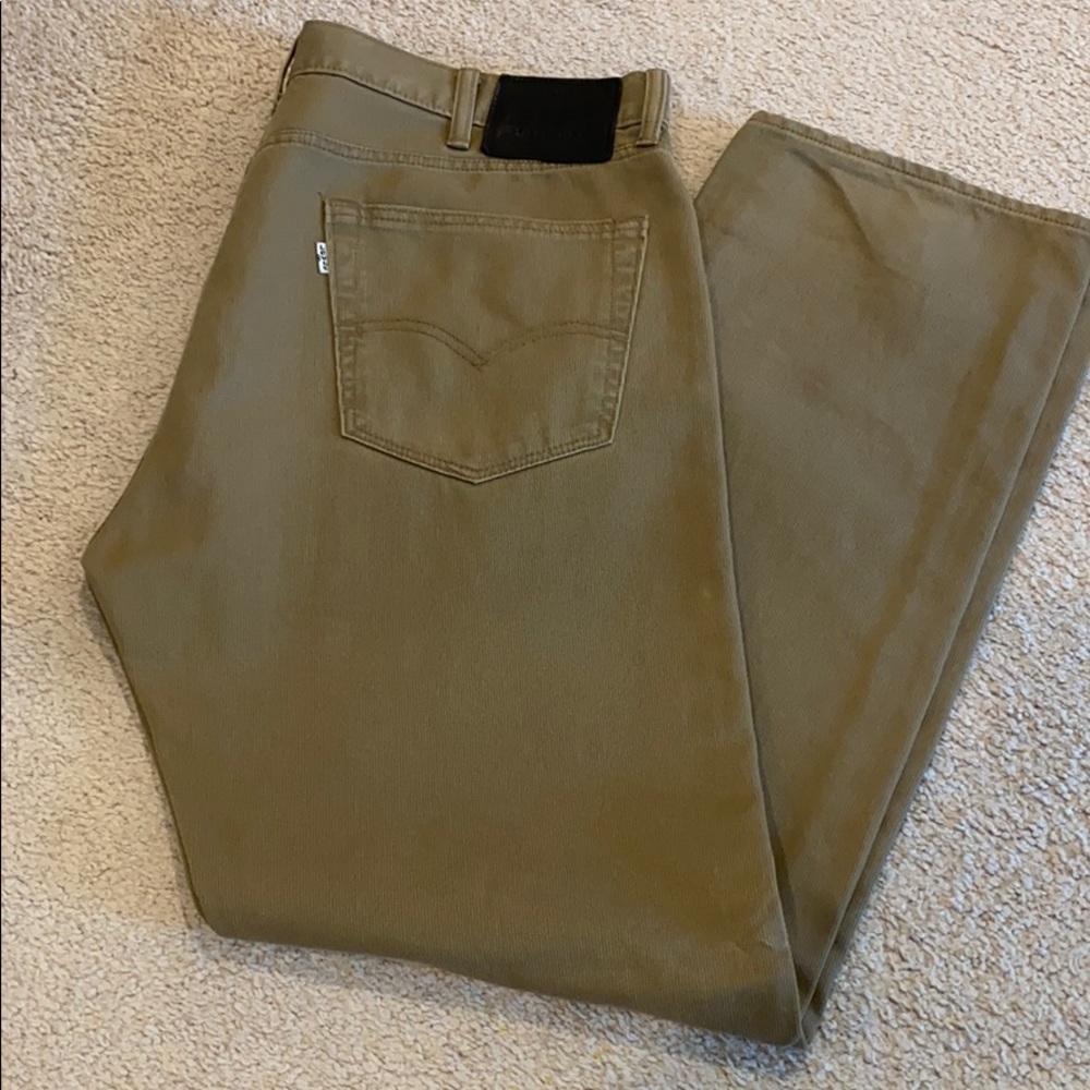 Levi’s Pants